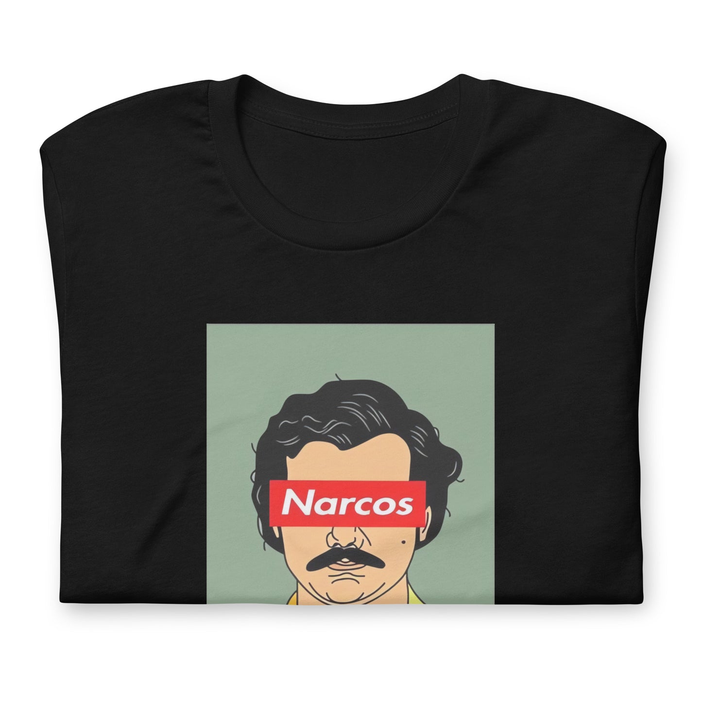 Camiseta de N@rcos, Descubre calidad excepcional y estampados duraderos. Encuentra estilo y orgullo en cada prenda.