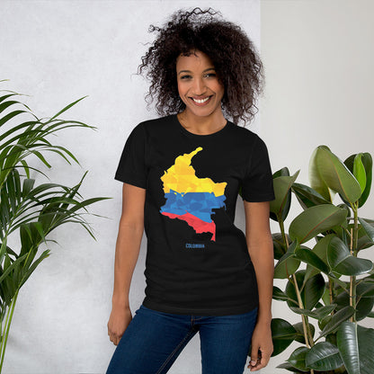 Muestra tu orgullo colombiano con la Camiseta Somos Colombia. Diseñada con los mejores materiales y un estampado duradero.