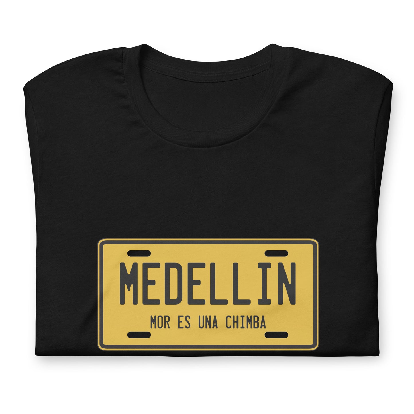 Muestra tu orgullo colombiano con la Camiseta Medellín Mor es una Chimba. Diseñada con los mejores materiales y un estampado duradero.